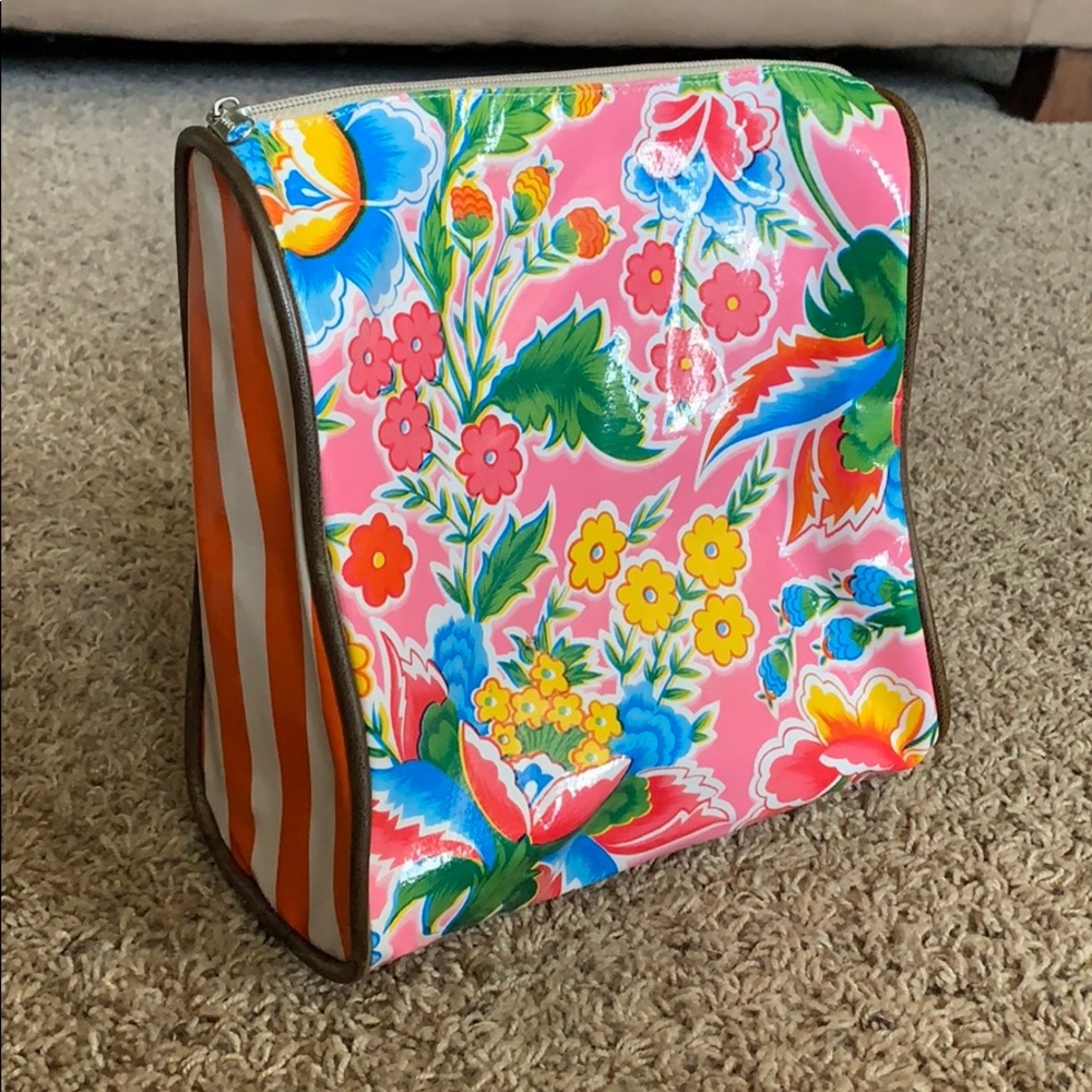 Consuela Large Makeup Bag